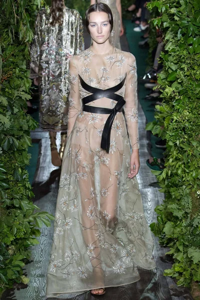 Look 51